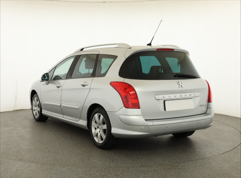 Peugeot 308, 2010