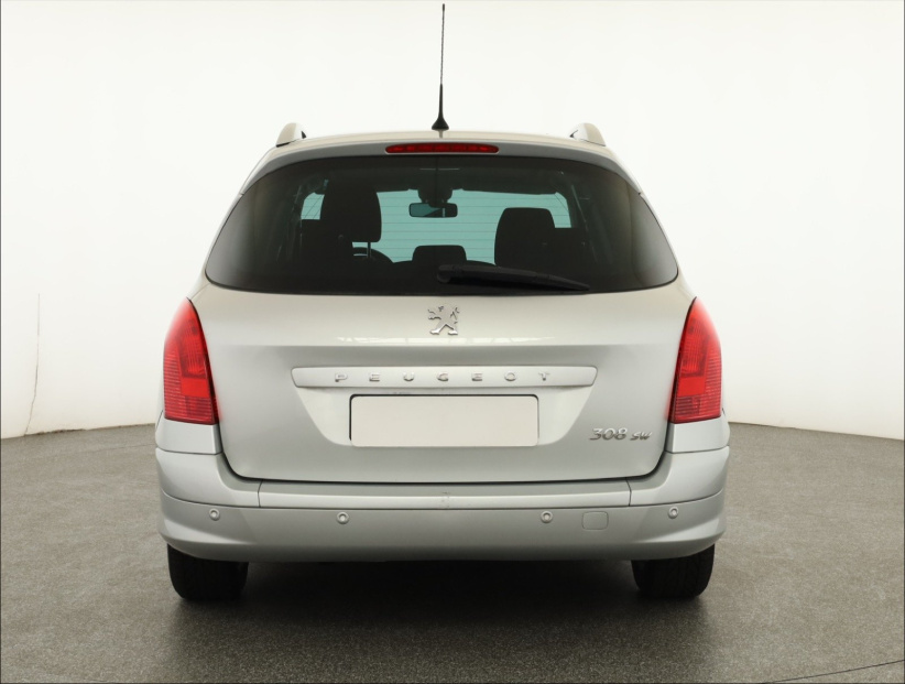 Peugeot 308, 2010