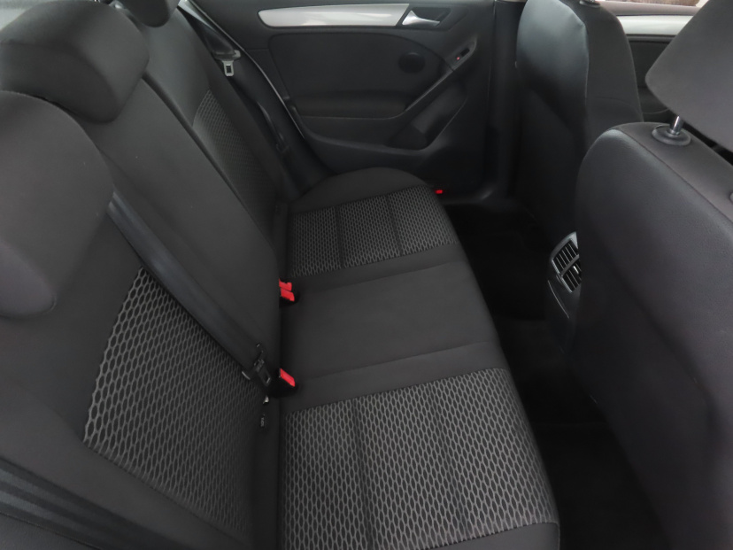 Volkswagen Golf, 2012