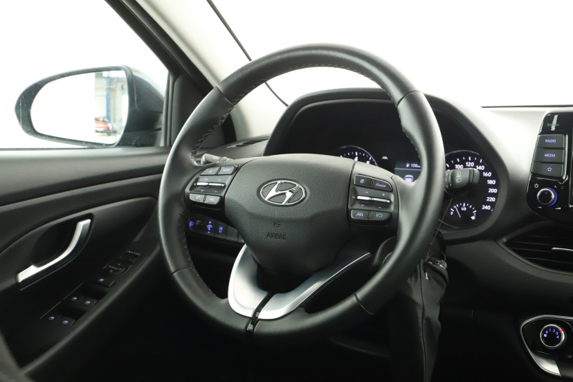 Hyundai i30, 2023