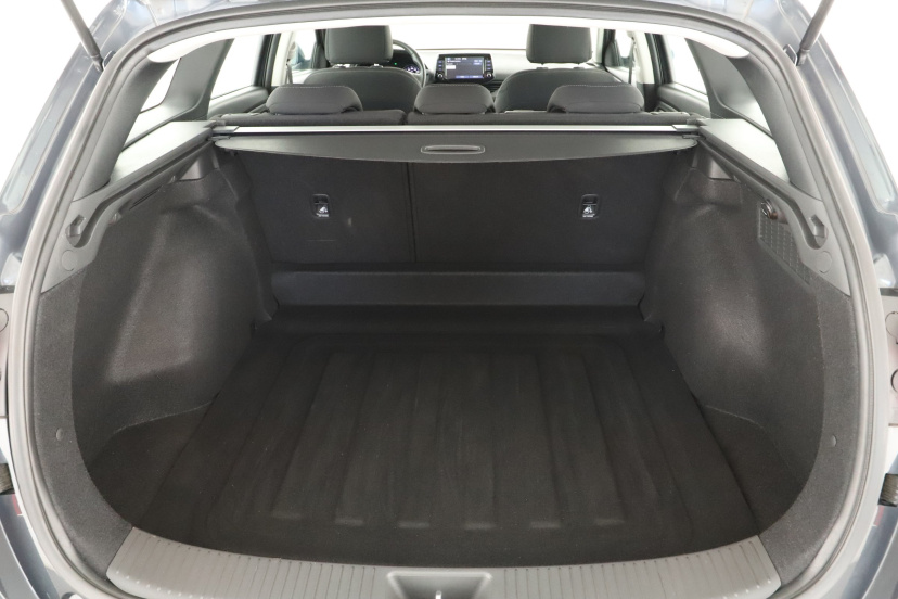Hyundai i30, 2023