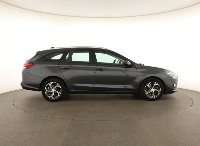 Hyundai i30, 2023