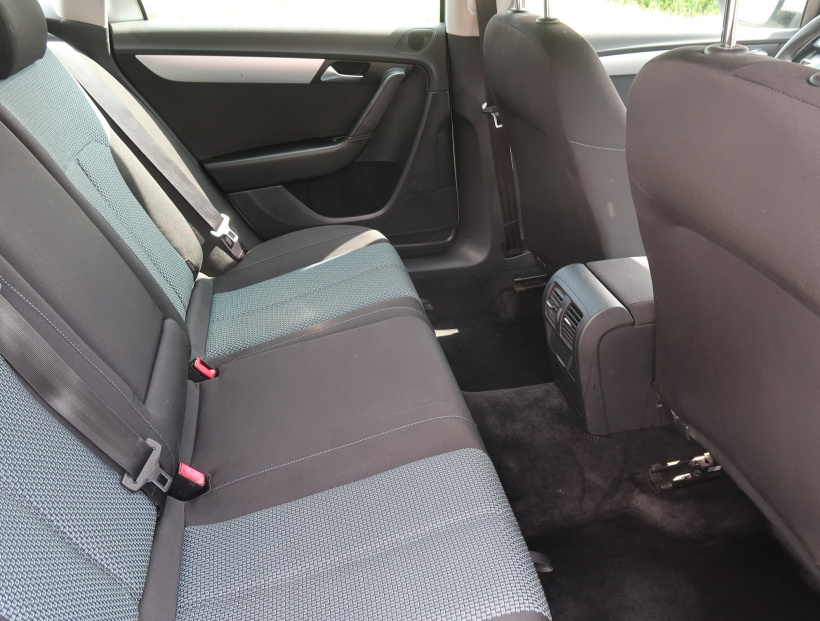Volkswagen Passat, 2013
