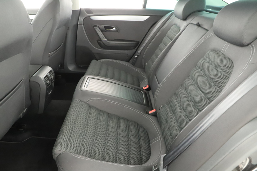 Volkswagen Passat CC, 2009