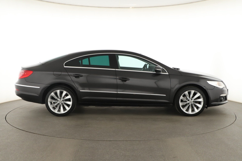 Volkswagen Passat CC, 2009