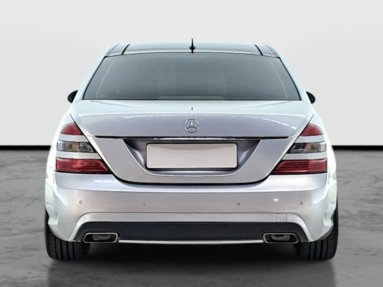 Mercedes-Benz S