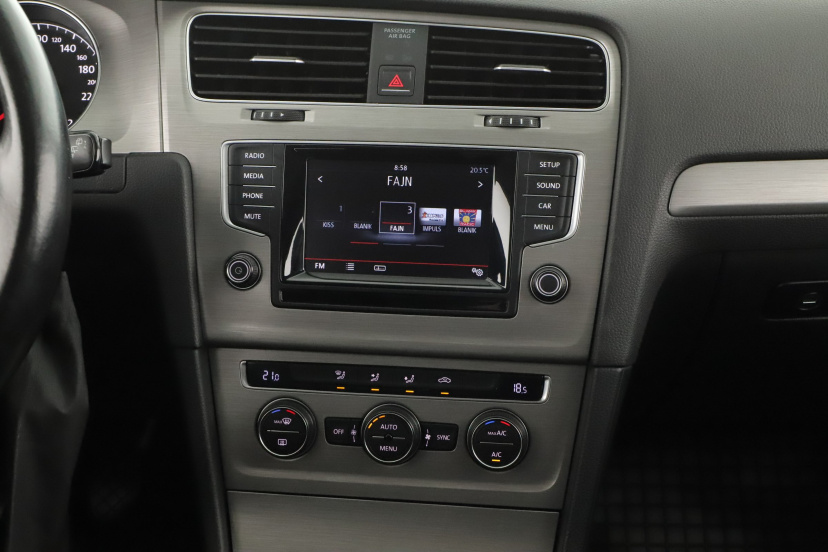 Volkswagen Golf, 2015
