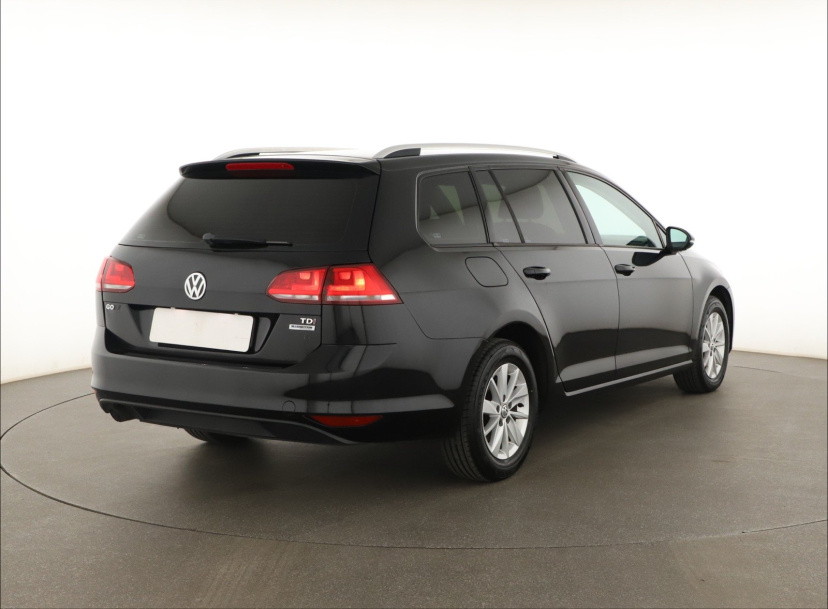 Volkswagen Golf, 2015
