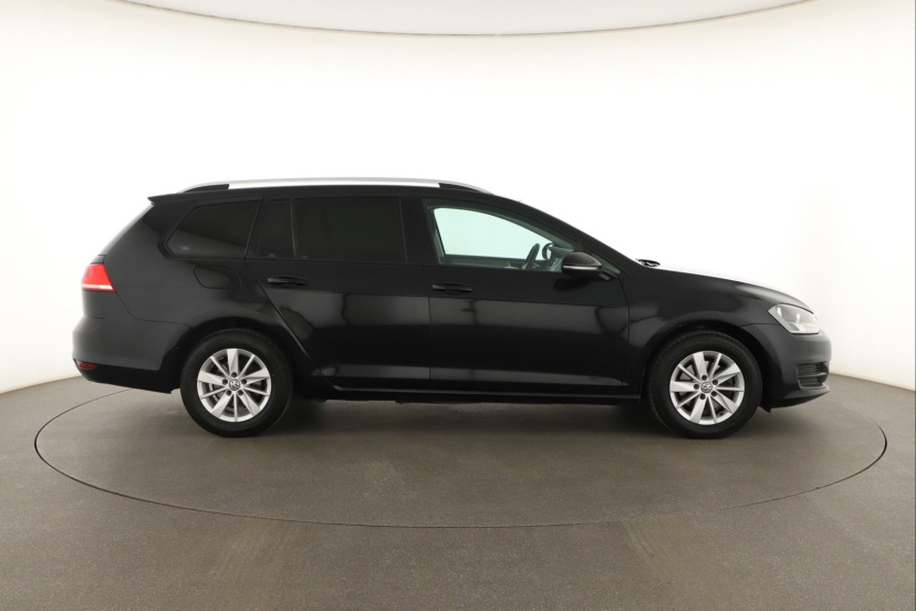 Volkswagen Golf, 2015