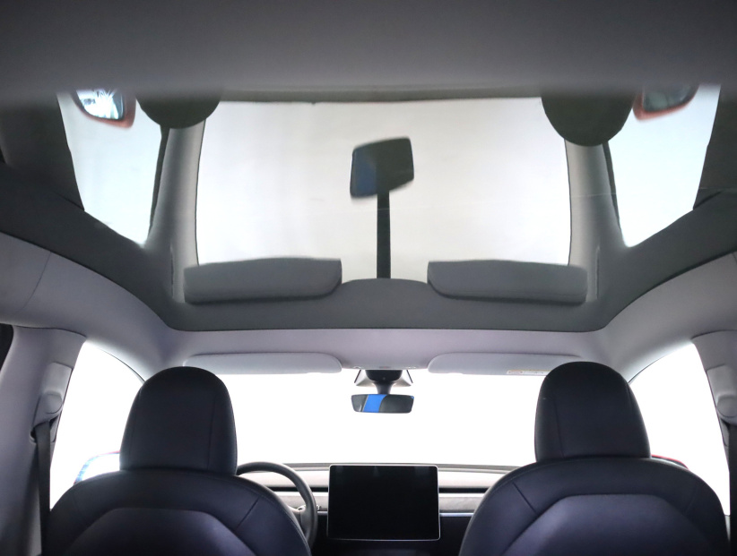 Tesla Model Y, 2022