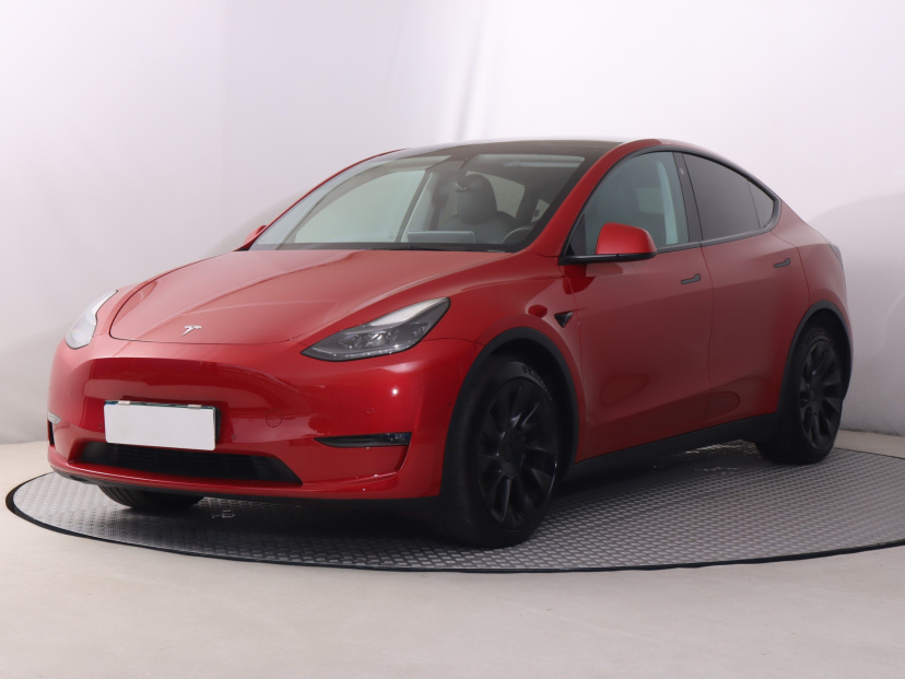 Tesla Model Y, 2022