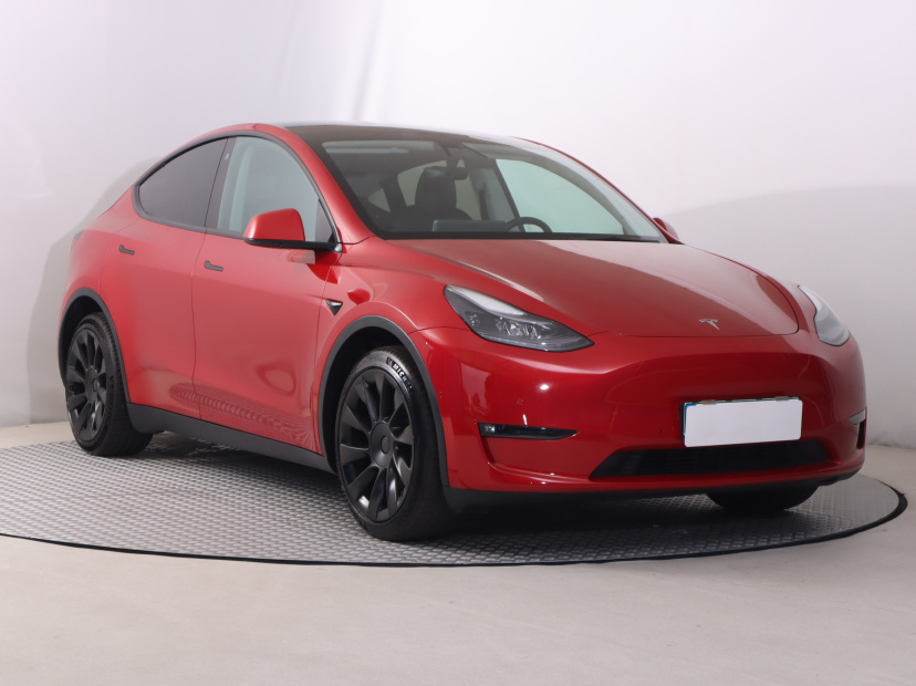 Tesla Model Y, 2022