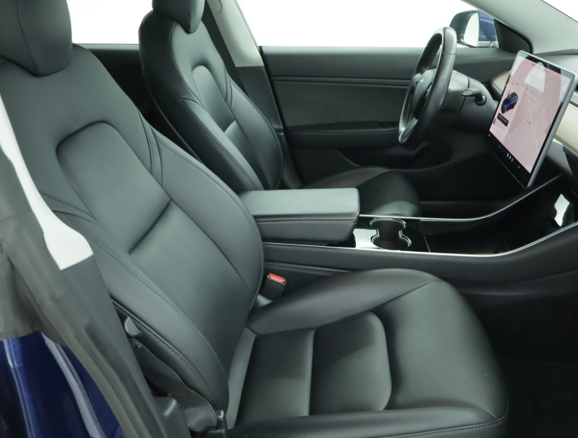 Tesla Model 3, 2019