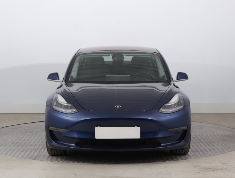 Tesla Model 3, 2019