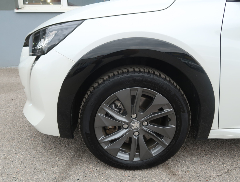 Peugeot e-208, 2022