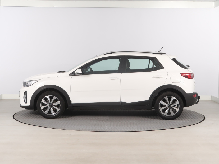 Kia Stonic, 2021