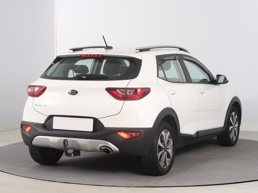 Kia Stonic, 2021