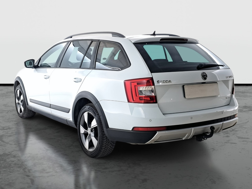 Škoda Octavia Scout, 2015