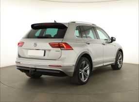 Volkswagen Tiguan - 2019