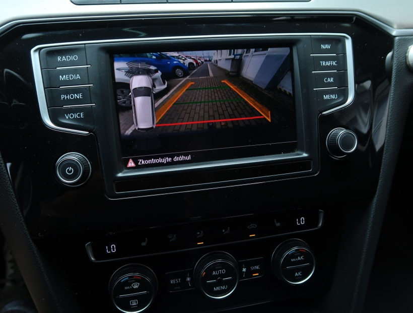 Volkswagen Passat, 2017