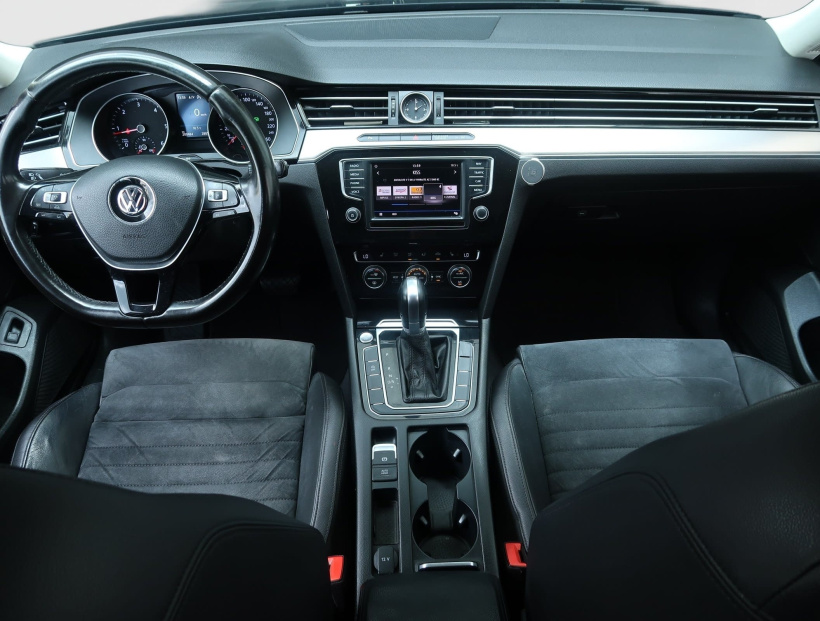 Volkswagen Passat, 2017