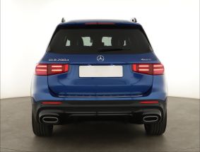 Mercedes-Benz GLB - 2024