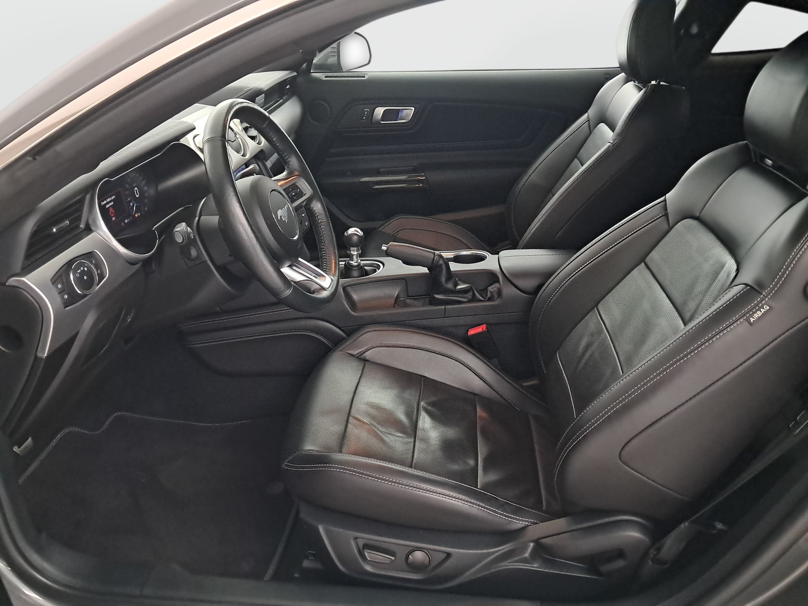 Ford Mustang - 2023