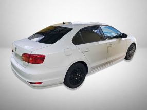 Volkswagen Jetta - 2011
