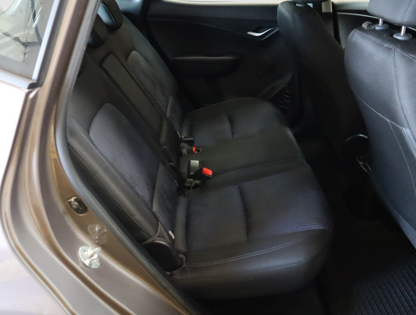 Hyundai ix20, 2015