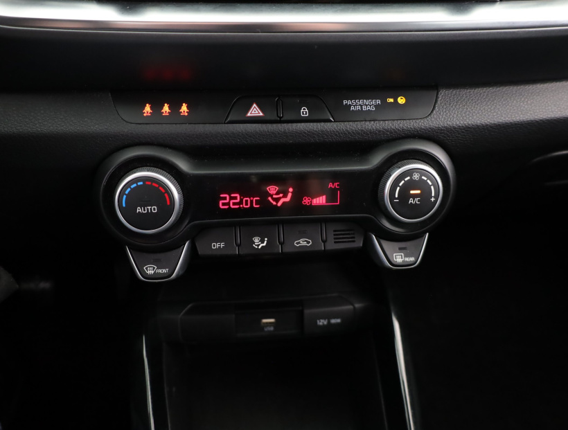 Kia Stonic, 2022
