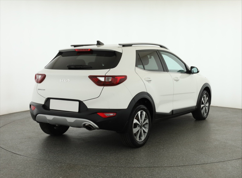 Kia Stonic, 2022