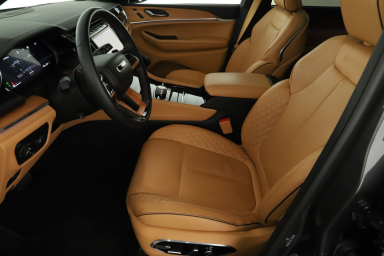 Jeep Grand Cherokee - 2025
