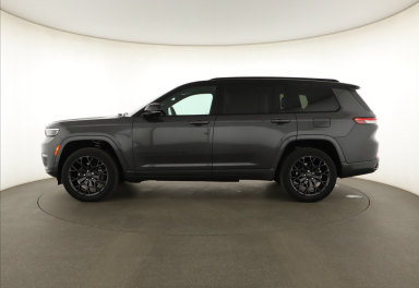 Jeep Grand Cherokee - 2025