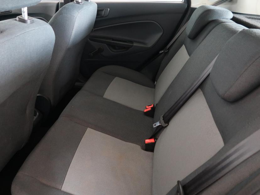 Ford Fiesta, 2010