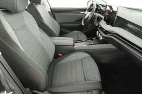 Škoda Superb - 2024