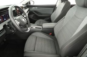 Škoda Superb - 2024