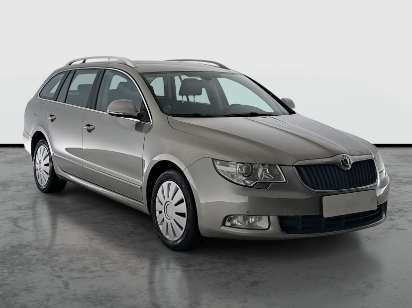 Škoda Superb, 2010