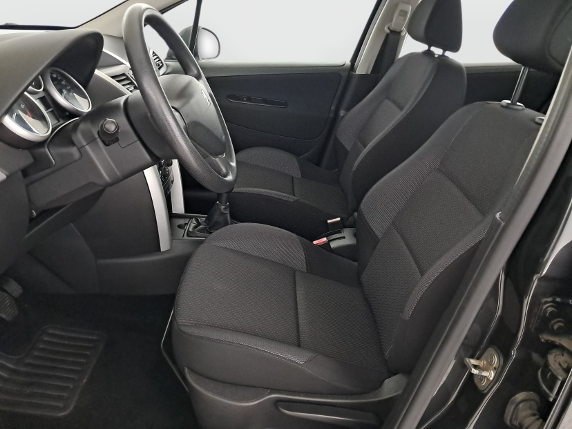 Peugeot 207, 2012