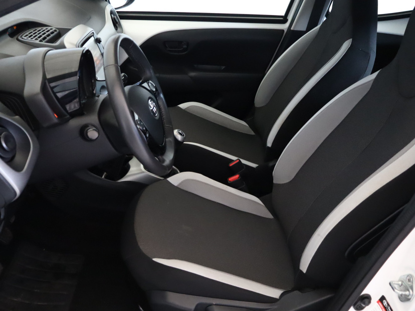 Toyota Aygo, 2015