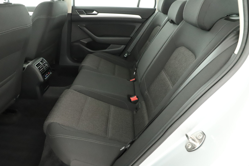 Volkswagen Passat, 2017
