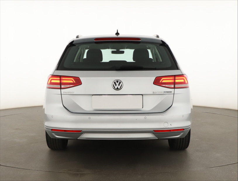Volkswagen Passat, 2017