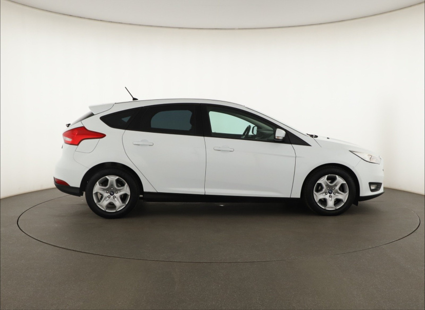 Ford Focus, 2015