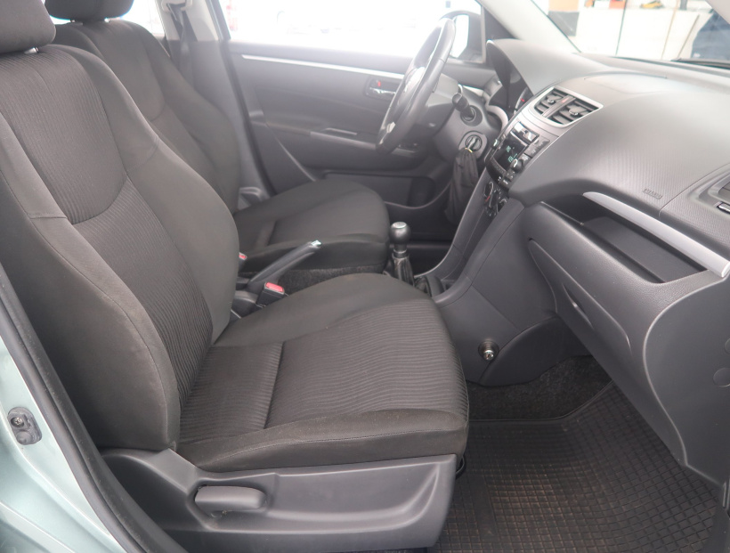 Suzuki Swift, 2012