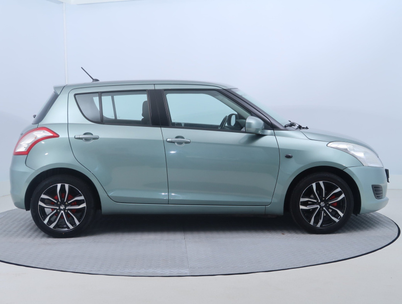 Suzuki Swift, 2012