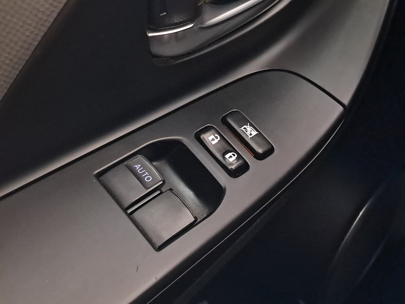 Toyota Yaris, 2015