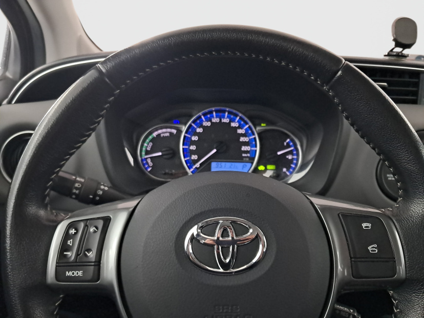 Toyota Yaris, 2015