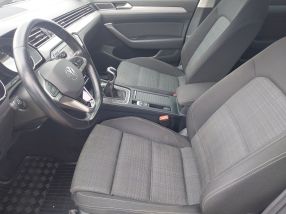 Volkswagen Passat - 2021