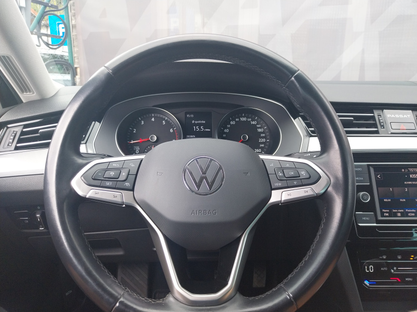 Volkswagen Passat, 2021