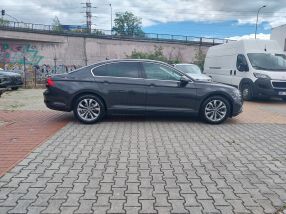 Volkswagen Passat - 2021