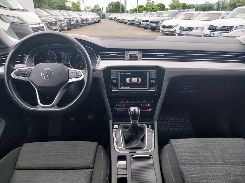 Volkswagen Passat, 2021